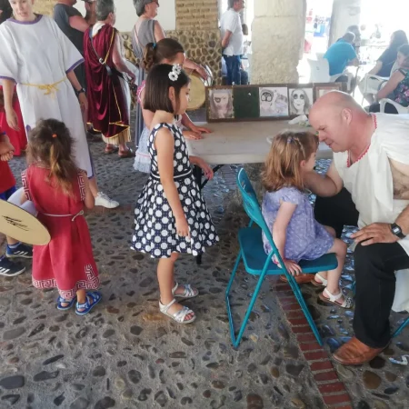 Pintacaras En Saldana | El juguete de antaño