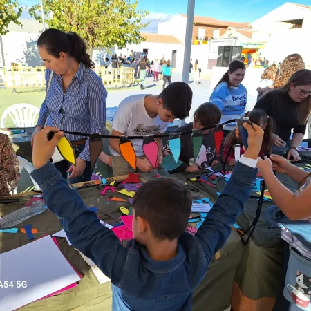 Taller De Guirnalda Jabalquinto | El juguete de antaño